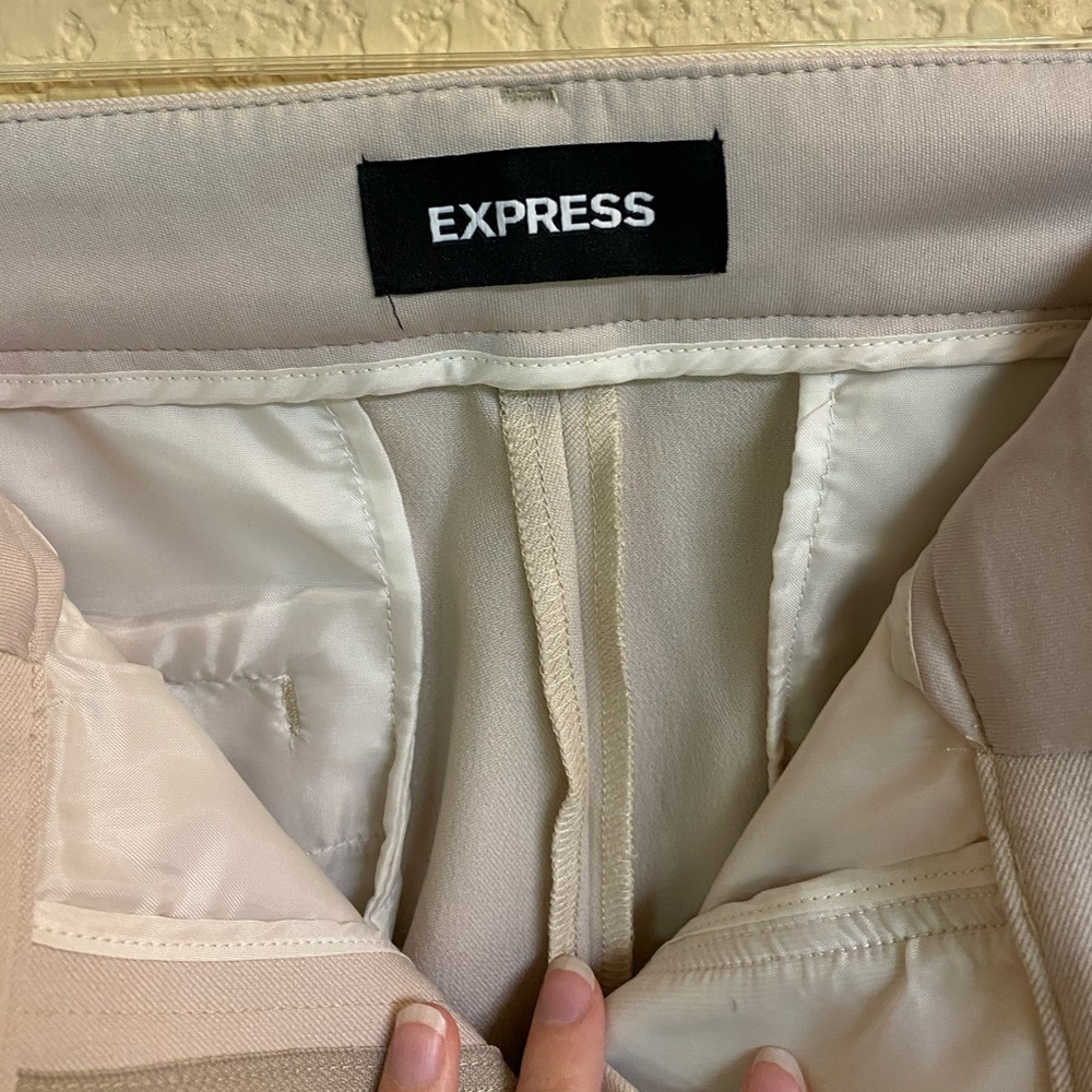 Express pants - Picture 4 of 6